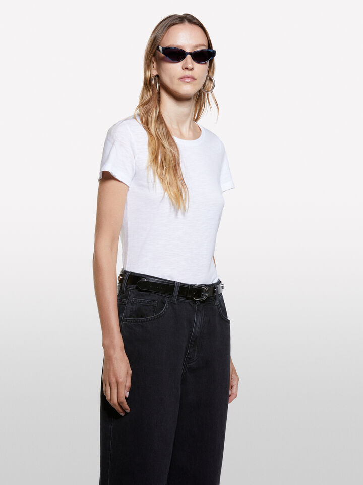 Μπλούζα λευκή με λαιμόκοψη - μπλουζάκια κοντομάνικα γυναικεία - Λευκο | Sisley image number 3